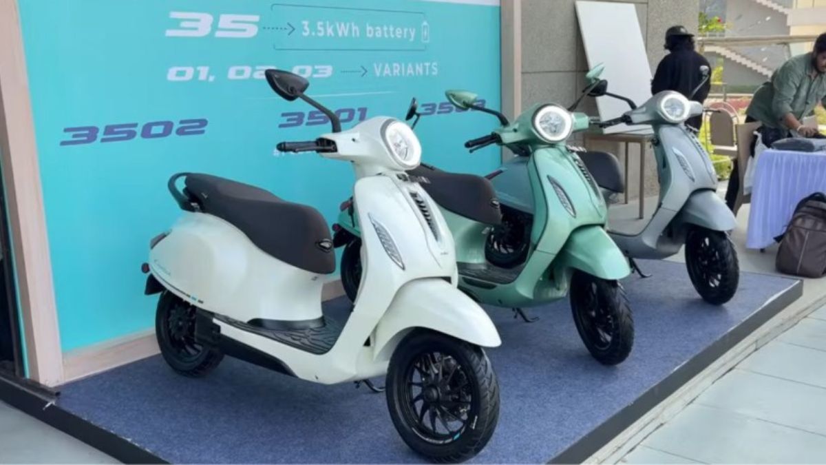 2025 bajaj chetak electric scooters