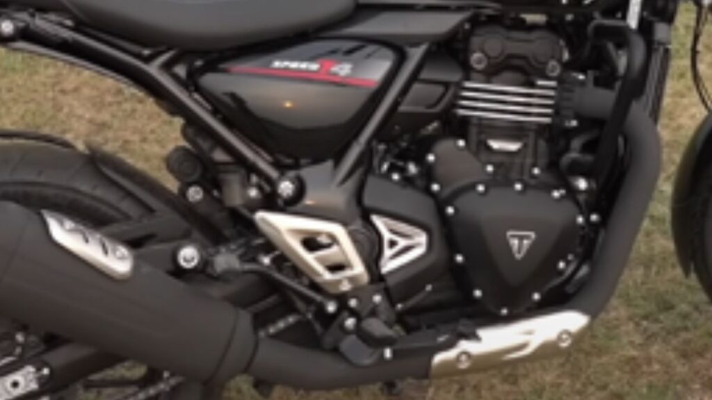 Triumph Speed T4 engine