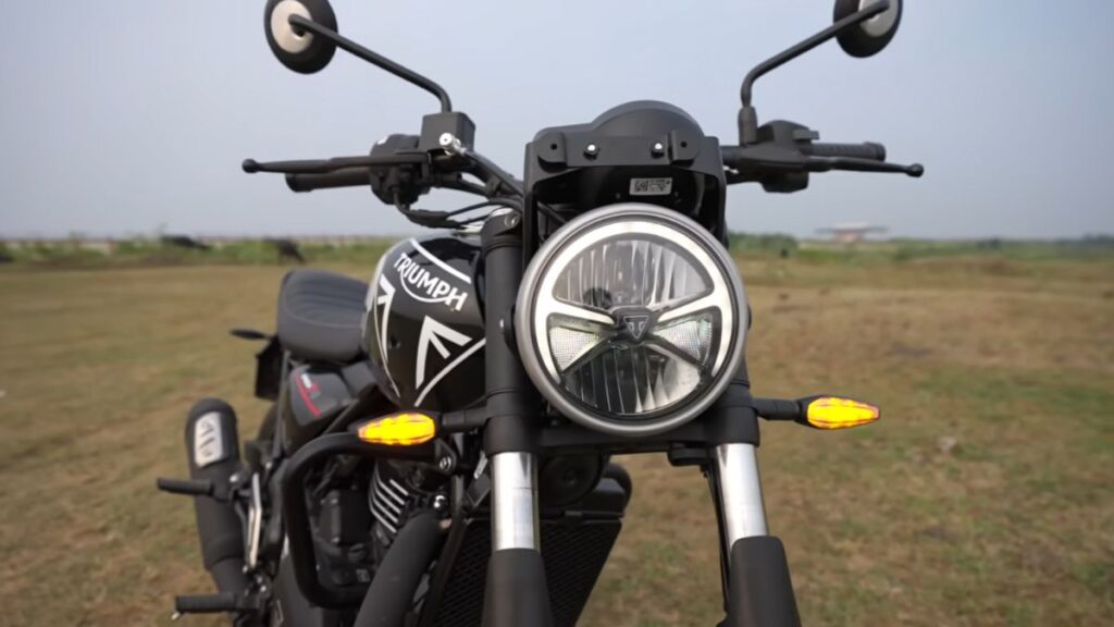 Triumph Speed T4 डिजाइन फीचर्स