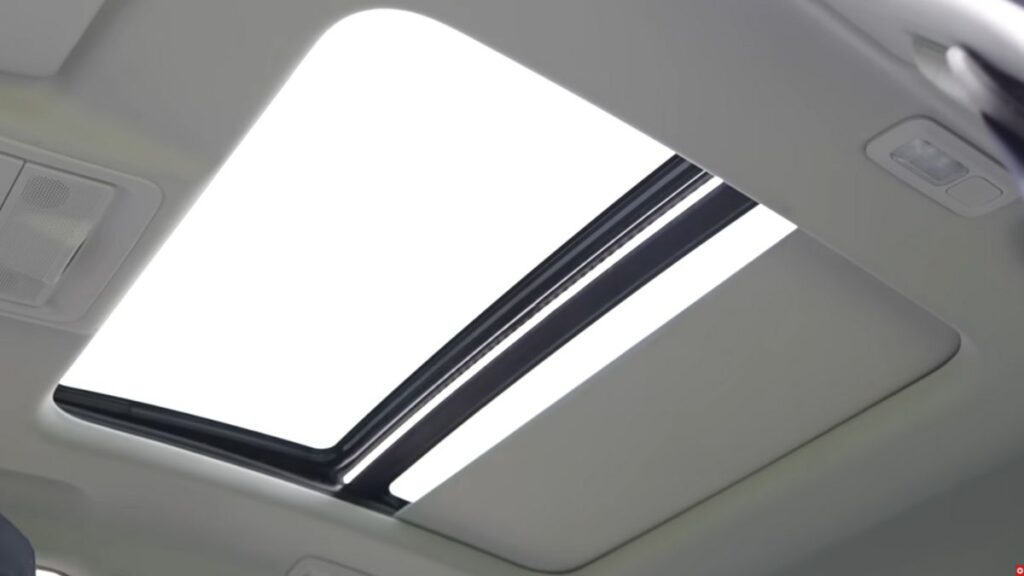 tata curvv ev sunroof