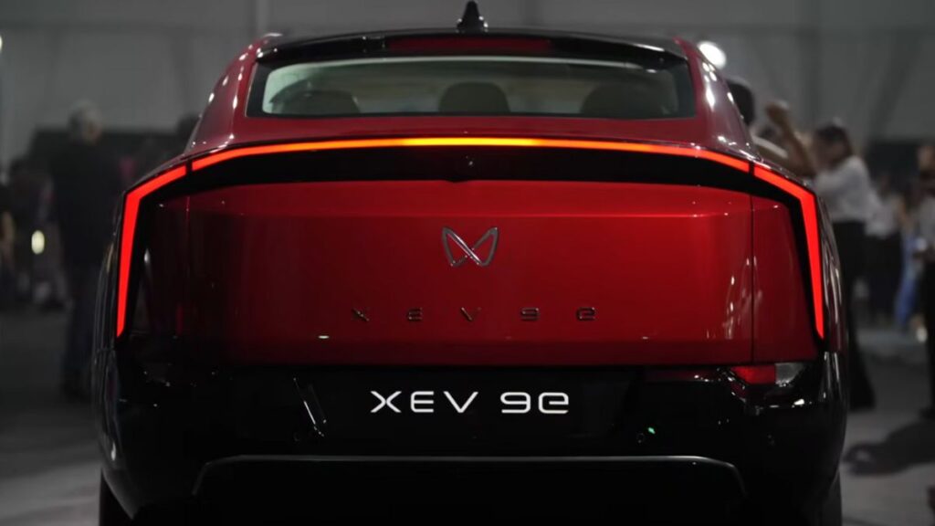 mahindra xev 9e rear view