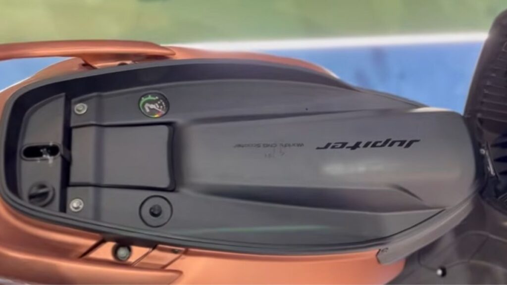 tvs jupiter cng scooter 125 cng 1.4kg tank